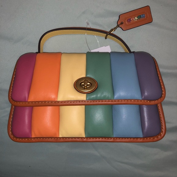 Coach Turnlock Clutch 20 with Rainbow Quilting - Picture 6 of 9